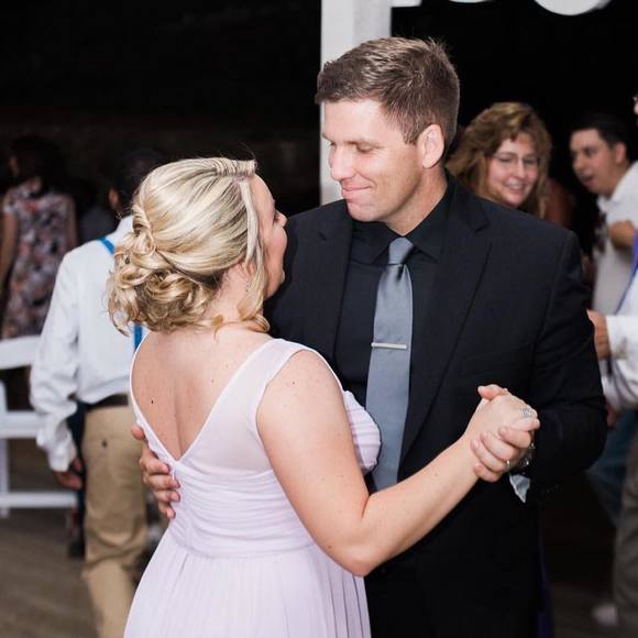 Meet your Posher, Leslie - Picture 1 of 1